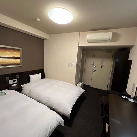 Hotel Route-Inn Uozu מראה חיצוני תמונה