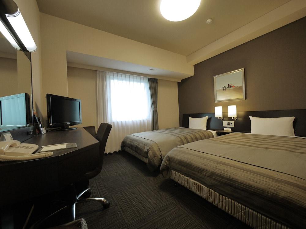 Hotel Route-Inn Uozu מראה חיצוני תמונה