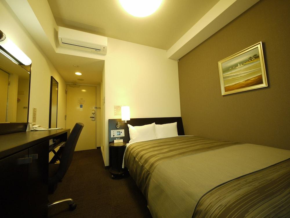 Hotel Route-Inn Uozu מראה חיצוני תמונה