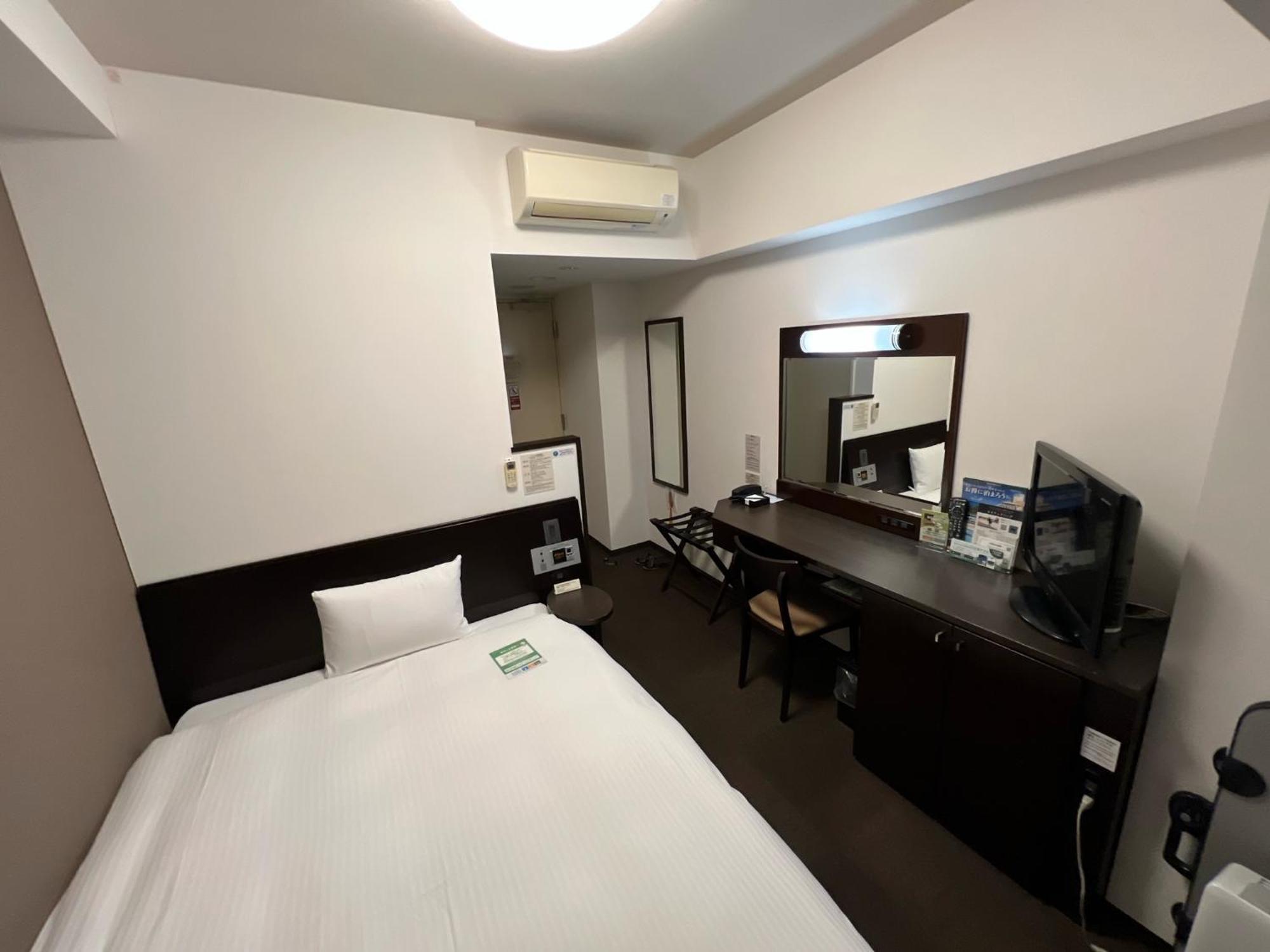 Hotel Route-Inn Uozu מראה חיצוני תמונה